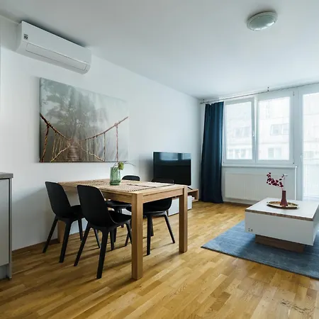 Near Sky Park & Nivy Mall With Free Parking By Ambiente Lägenhet Bratislava