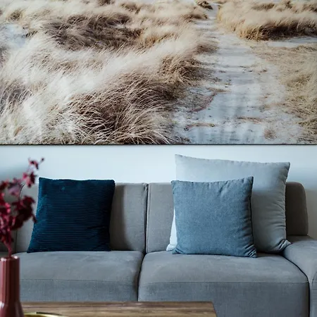 Near Sky Park & Nivy Mall With Free Parking By Ambiente *