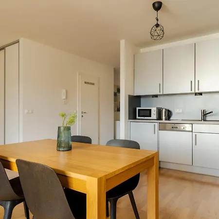 Lägenhet Near Sky Park & Nivy Mall With Free Parking By Ambiente *