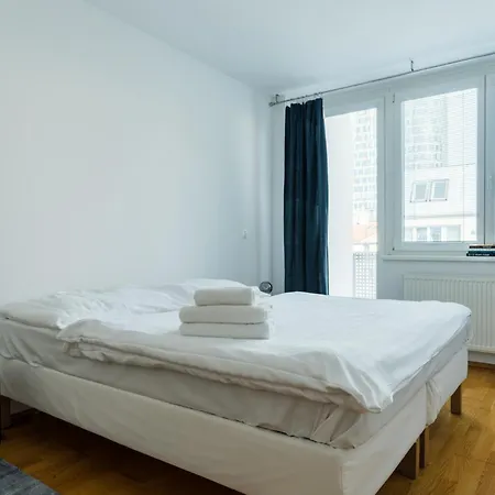 Near Sky Park & Nivy Mall With Free Parking By Ambiente Apartment *
